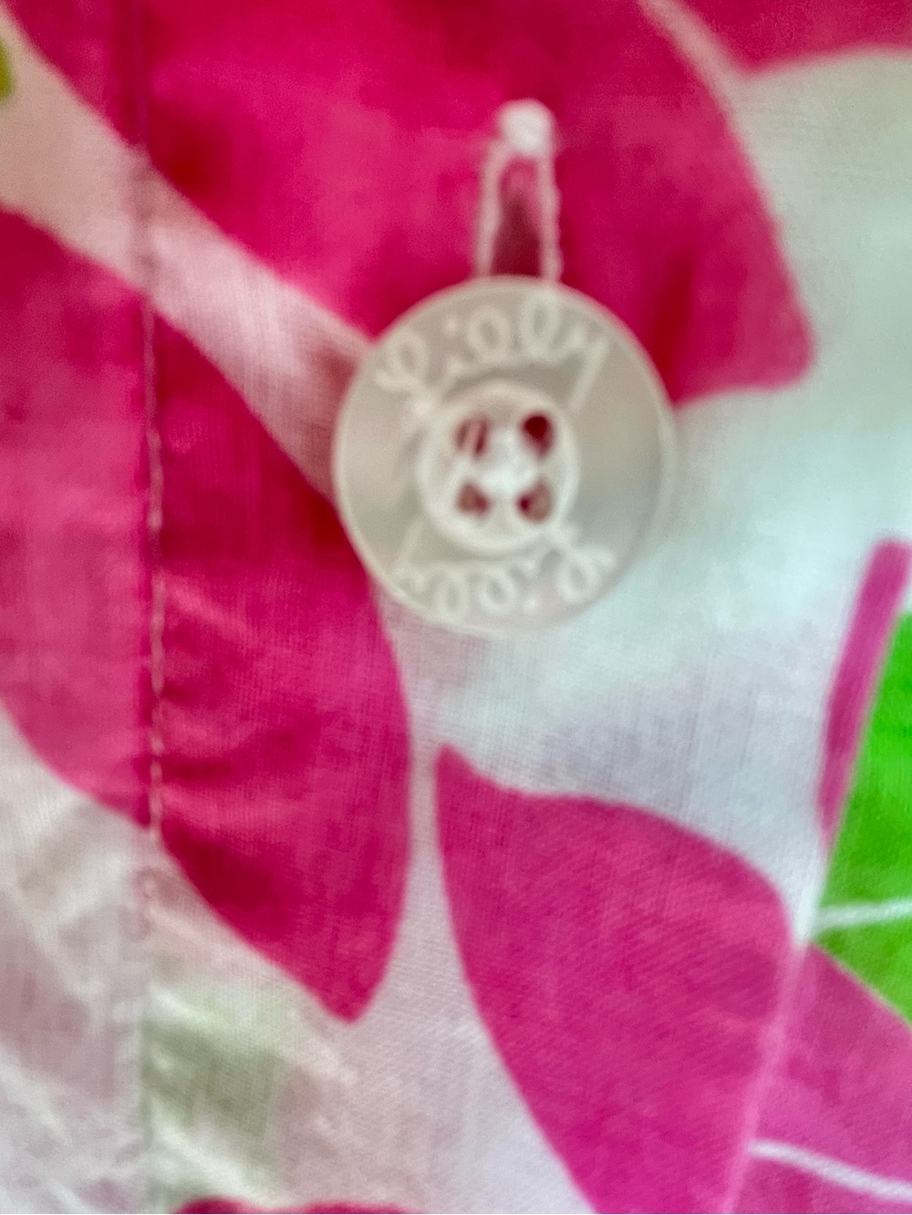 Lilly Pulitzer Vintage Lightweight Shirt With Vibrant Pink Floral Sunflowers - Picture 6 of 17